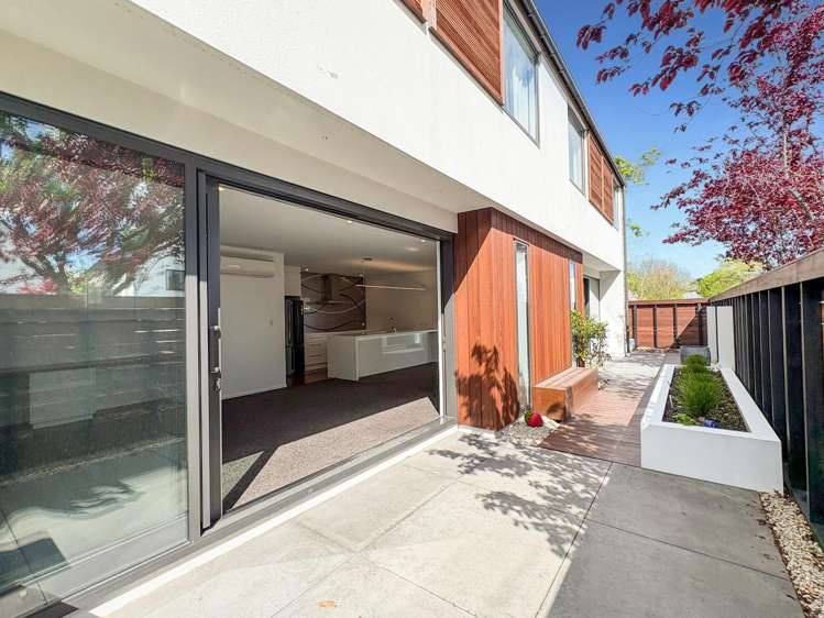 49 Gracefield Av Christchurch Central_17