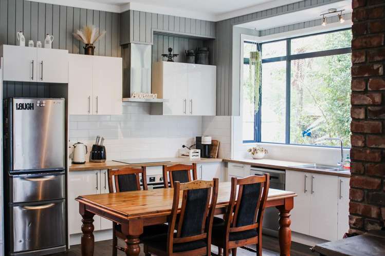 195 Weld Street Hokitika_15