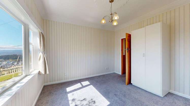 168 The Ridgeway 1259_10