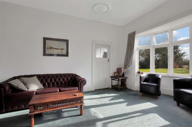 742 Downs Road West Eyreton_10