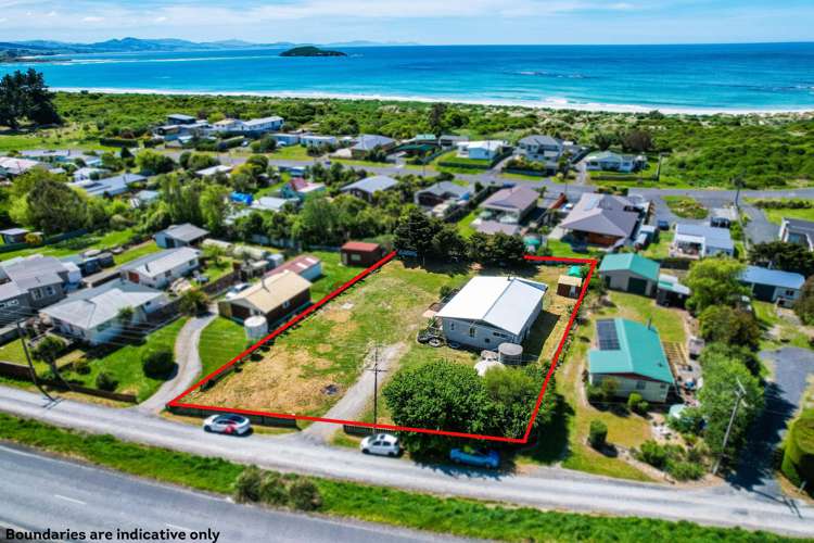 21 Connor Place Taieri Mouth_17