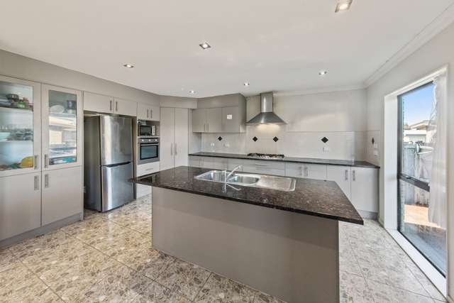 16 Mandival Avenue Flat Bush_4