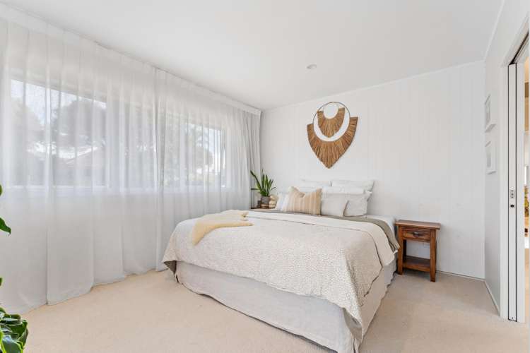 45 Vipond Road Stanmore Bay_11