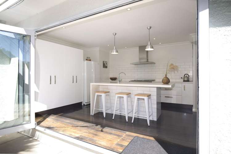 8 Otaki Street Miramar_6