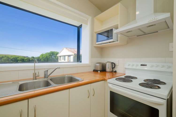 2/1 Weka Road South Bay_11