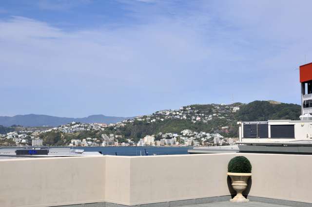 3I/42 Molesworth Street Thorndon_4