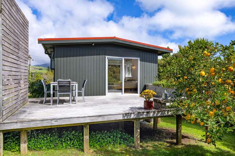 26 Smith Street Raglan_27