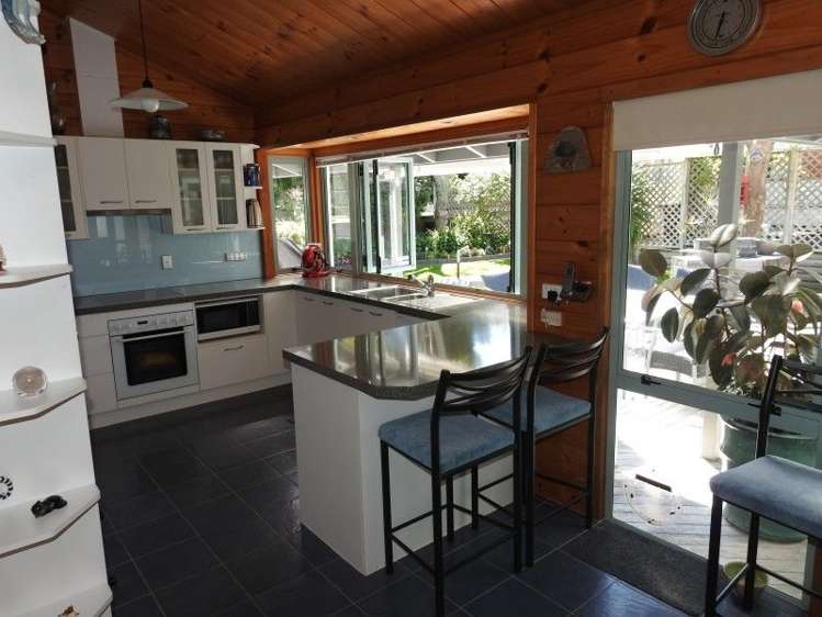 18 Conqueror Rise Pauanui_16