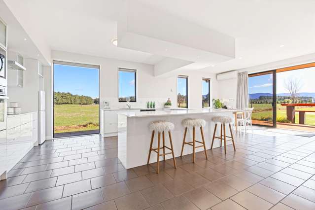 102 Glews Road Cust_4