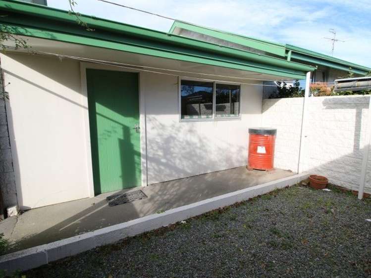 1/42 Short Street Ashburton_13