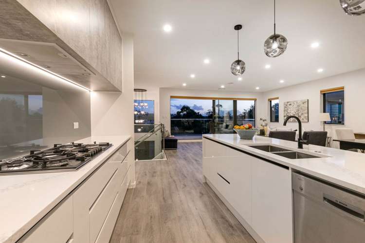 150 Arran Point Parade Orewa_11