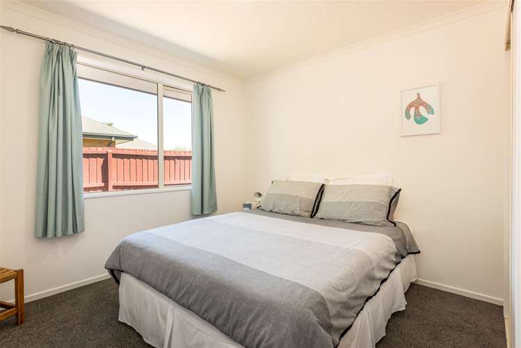 7 Riverwood Boulevard Redwood_15