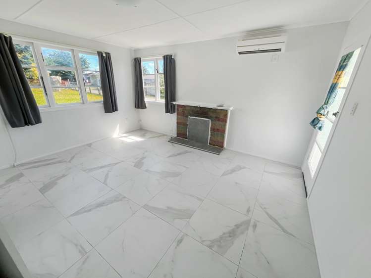 8 Stirling Place 11139_1