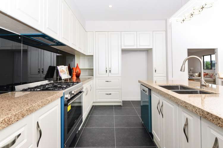 20 Knoll Rise Pukekohe_10