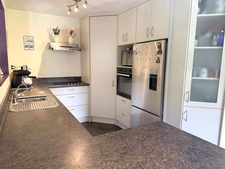 184 Golf Links Road Kaiata_13