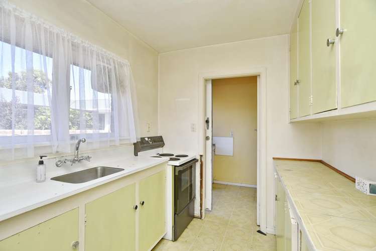 1/17 Frensham Crescent Woolston_5