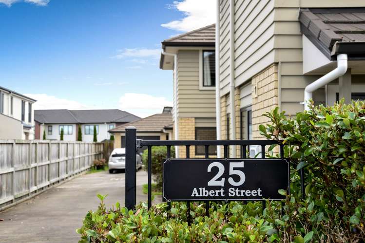25B Albert Street Hamilton East_7