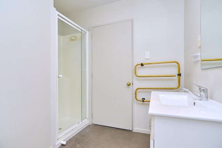 2/34 Tilford Street Woolston_14