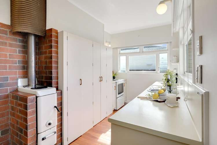 64 Galloway Street Hamilton East_15