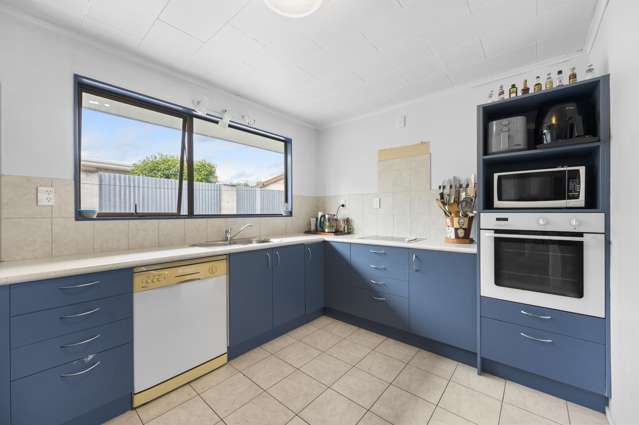 165 Chatham Road Flaxmere_4