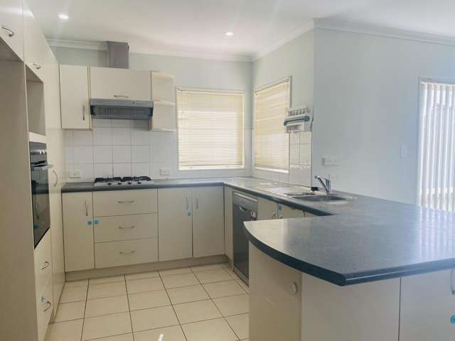 31 Hilltop Road Flat Bush_1