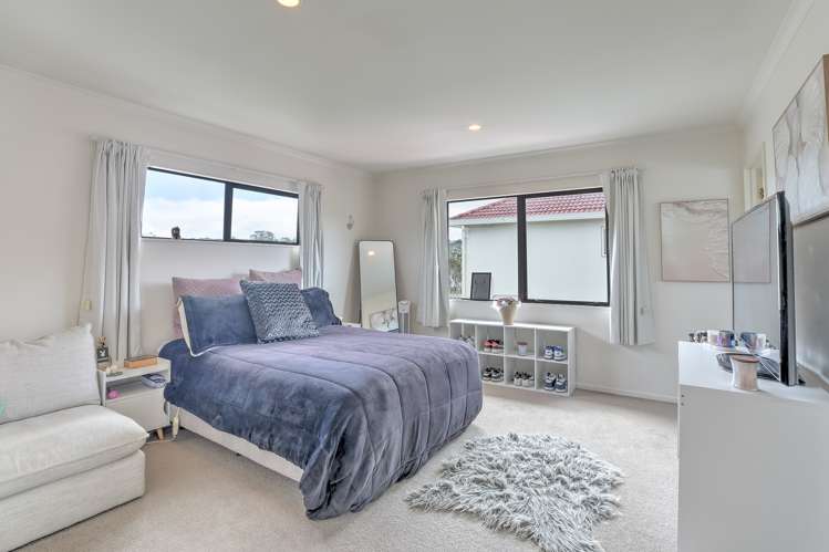 23 Medallion Drive Oteha_10