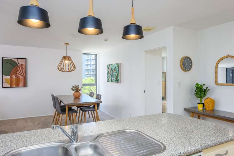 8c/11 Nicholas Street Auckland Central_10