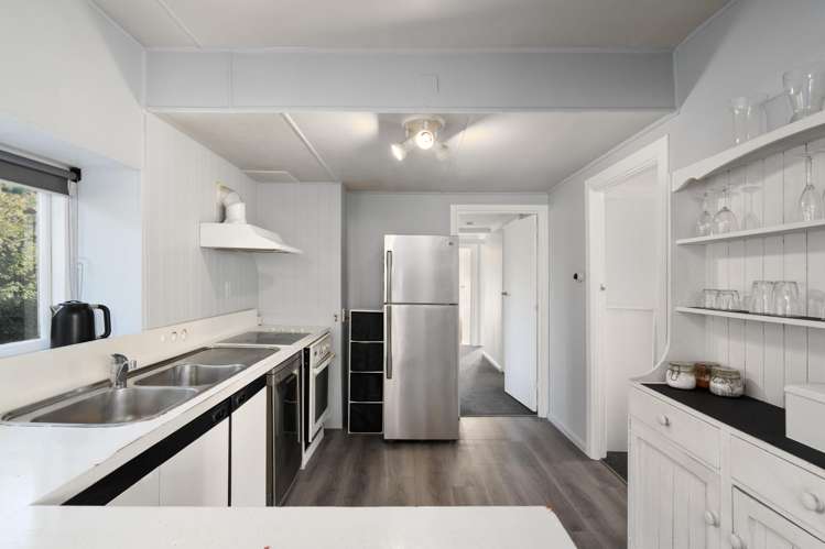 41 Batten Grove The Pines Beach_6