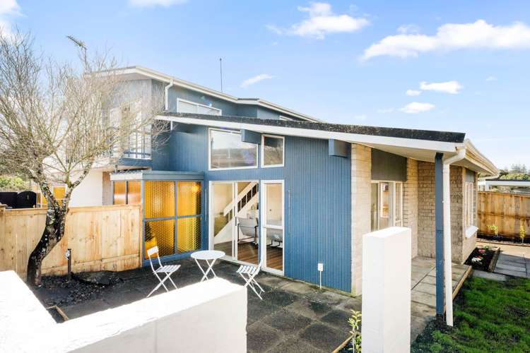 2/30 Whiteacres Drive Sunnyhills_15