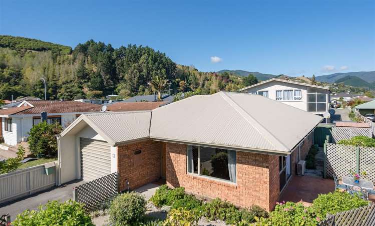 1 Barnaby Way The Wood_13