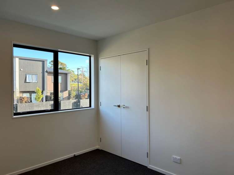 20 Selo Street Glen Eden_11