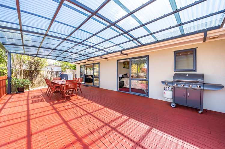 99 Redvers Drive Belmont_24