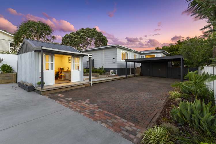 12 Hellyers Street Birkdale_2