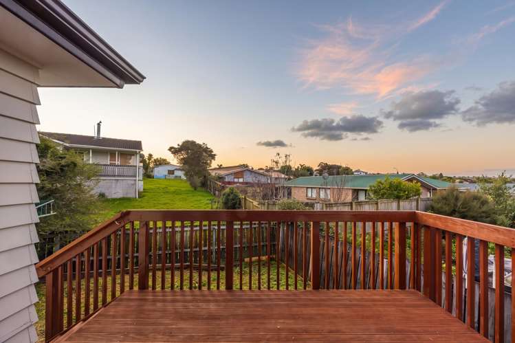 2/65E Metcalfe Road Ranui_15