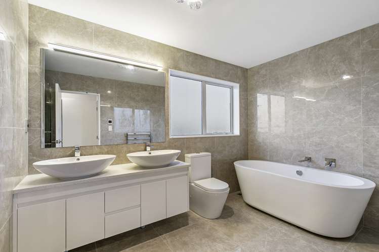 74b Carlton Street Hillsborough_11