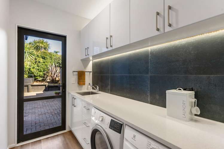 10 Advance Way Albany_31