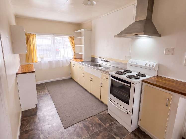 81 Willoughby Street Halcombe_2