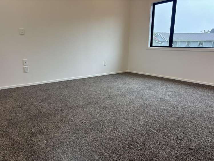 74 Priestley Drive Bucklands Beach_5