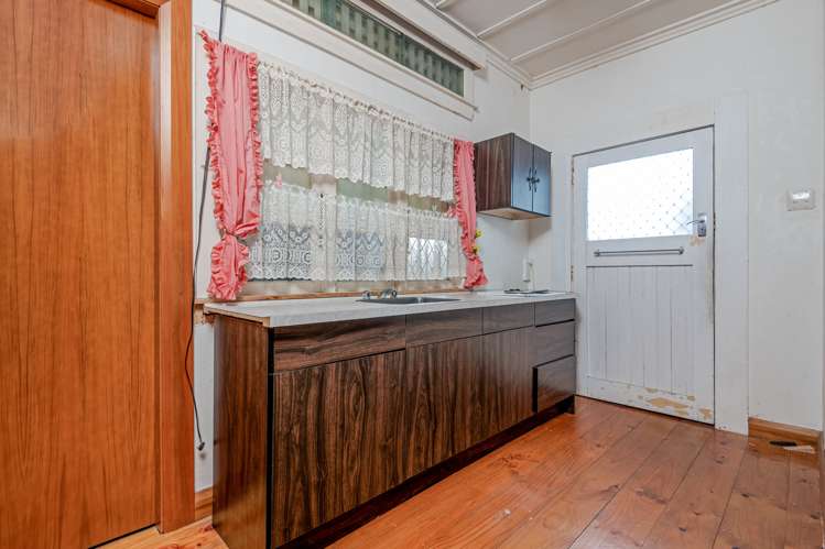 64 Bryant Street Takaro_4