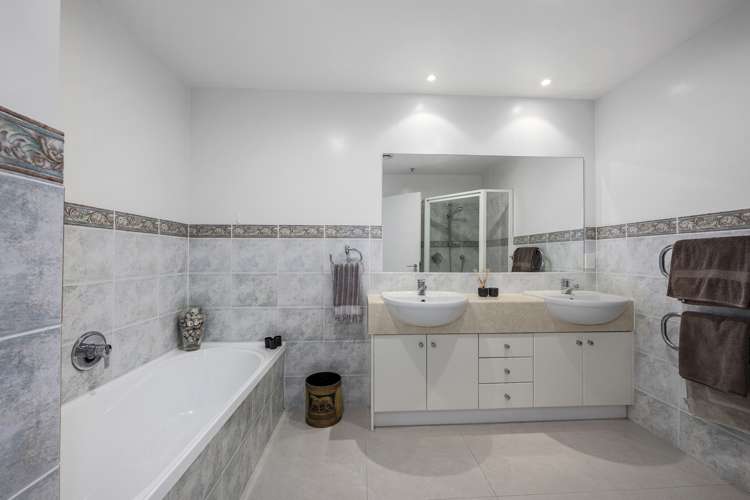 1c/175 Hurstmere Road Takapuna_25