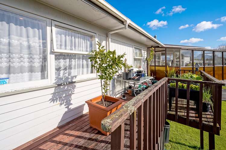 5 Edgewood Way Henderson_17