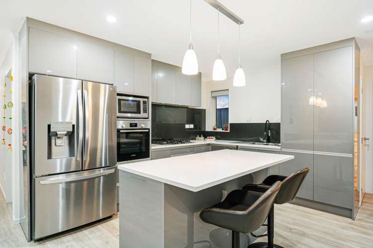 16 Sapwood Crescent Takanini_9