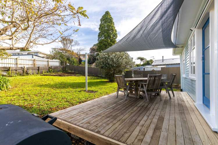 57 Mould Street Waitara_14