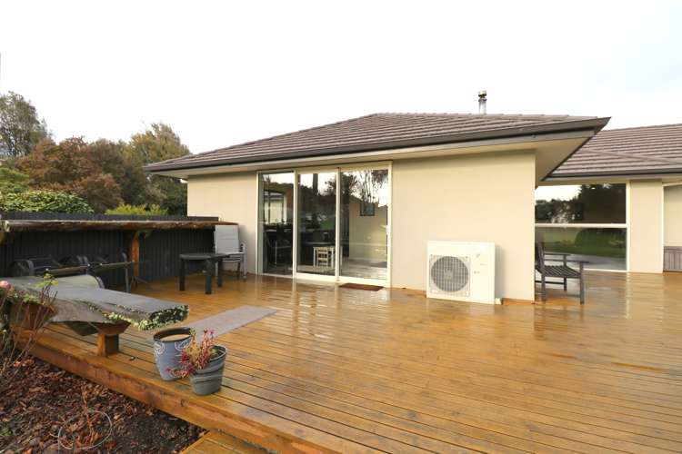 153 Flora Road East Makarewa_36