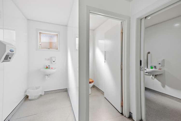 12 Saint Andrew Street City Centre_14
