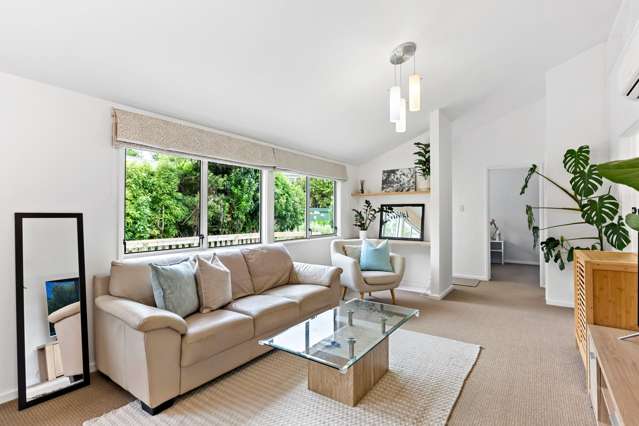 88 Larsen Crescent Tawa_3