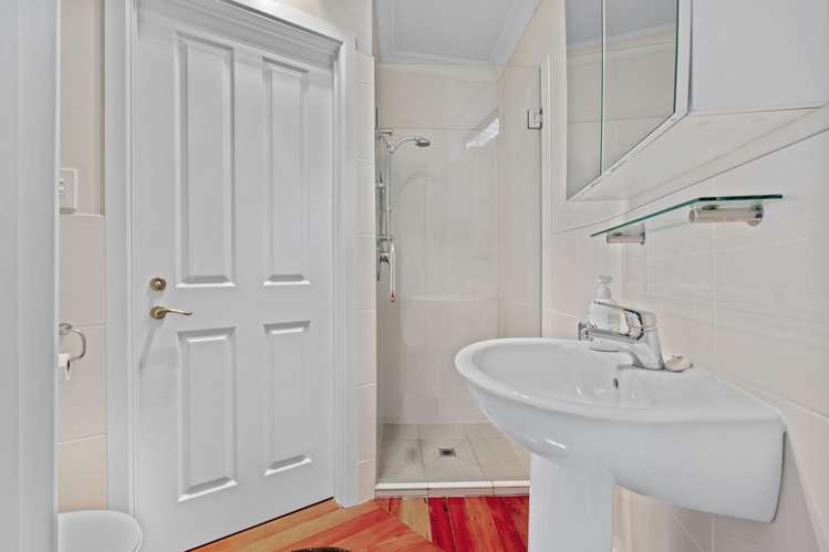 108 Beach Road Onerahi_17