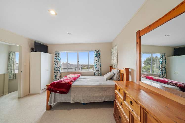 2/10 Lyell Court Clover Park_8