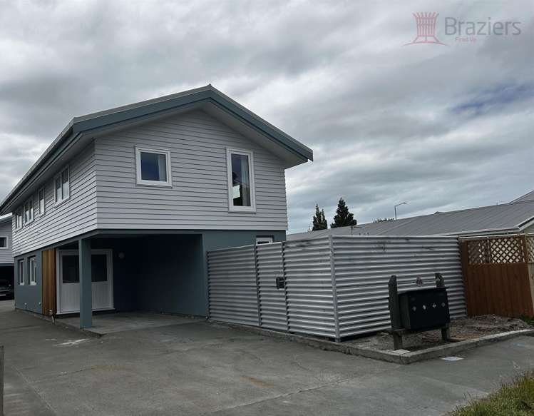 2-419 Hereford Street_0