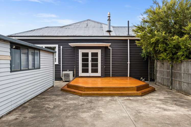 1200 Caroline Road Mayfair_13